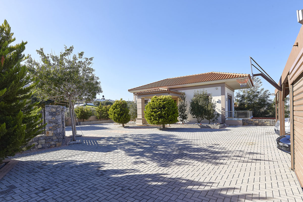 Luxury Villa Thea